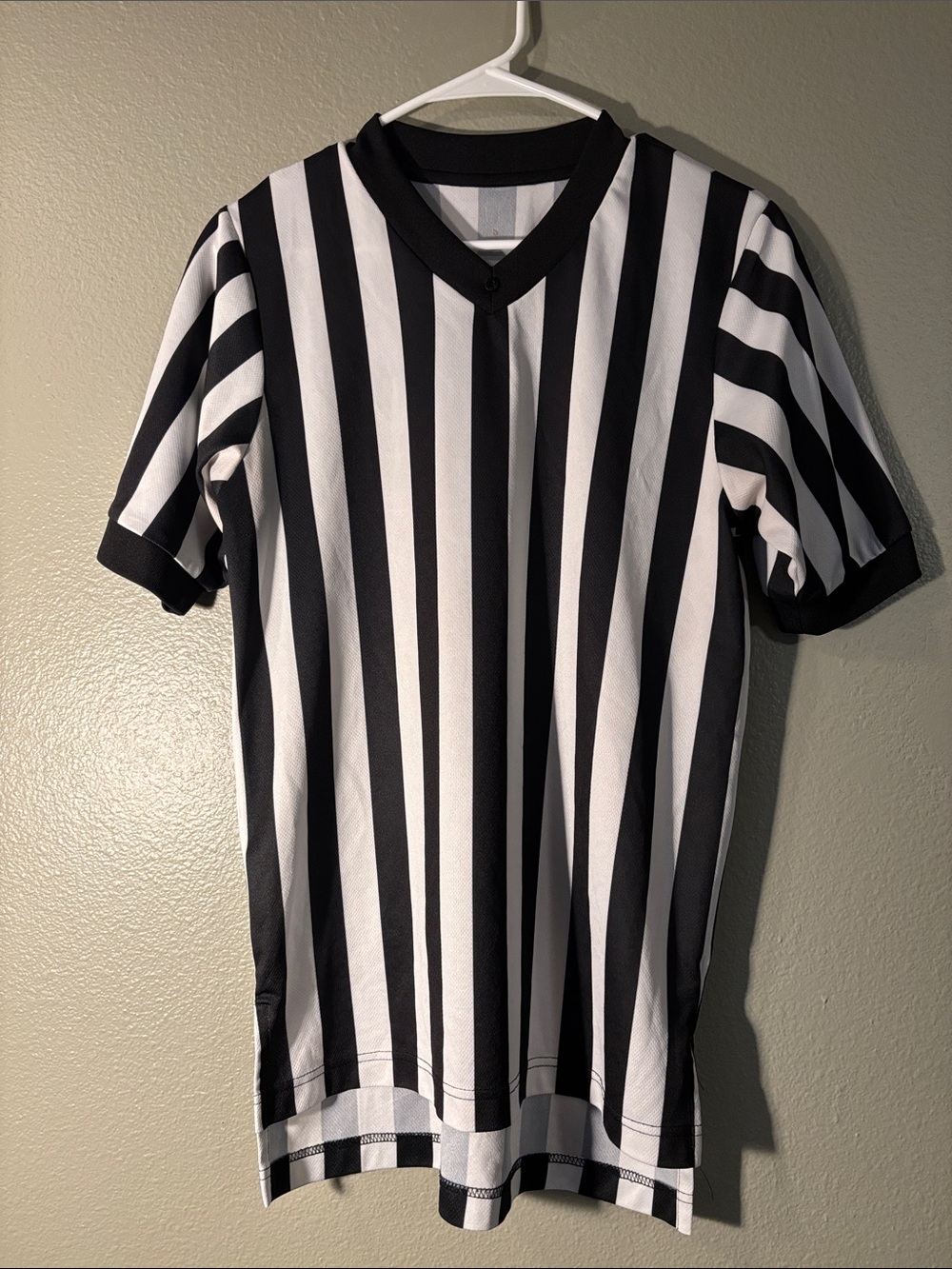 Men's Black & White Vertical Stripe V-Neck Short Sleeve Shirt